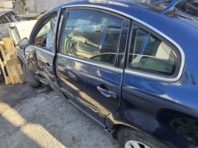 Volkswagen Passat B5.5 çıkma sol arka kapı