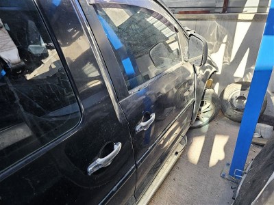 Volkswagen Caddy çıkma sağ sürgülü kapı