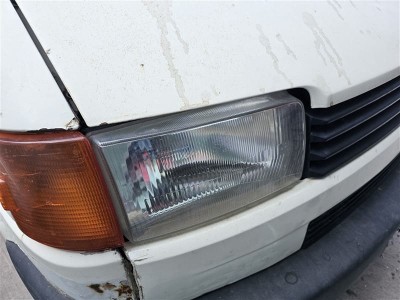 Volkswagen Transporter T4 çıkma sağ ön far