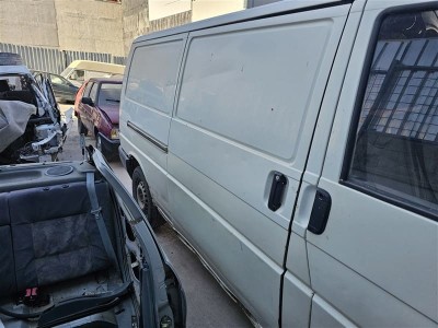 Volkswagen Transporter T4 çıkma sağ arka sürgülü kapı beyaz