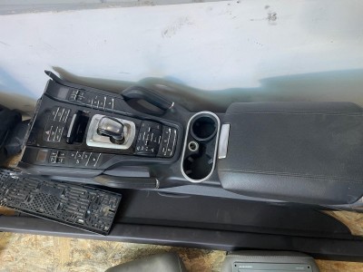 PORSCHE CAYENNE 2014 ORTA KONSOL