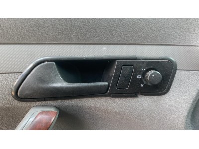 volkswagen caddy 2009 sol ön kapı kolu