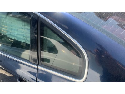 volkswagen passat b5.5 sol arka kelebek camı