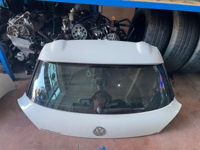 VOLKSWAGEN SCİROCCO 2012 BAGAJ KAPAĞI