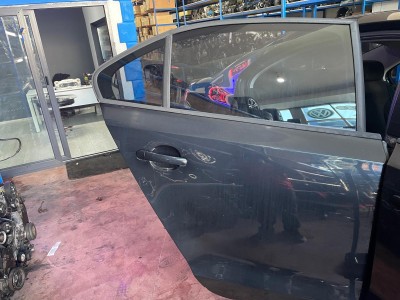 VOLKSWAGEN JETTA 2013 SAĞ ARKA KAPI