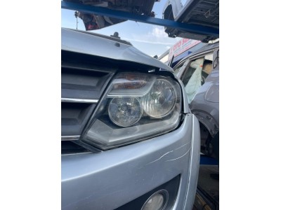 2012 volkswagen amarok sağ far çıkma orjınal